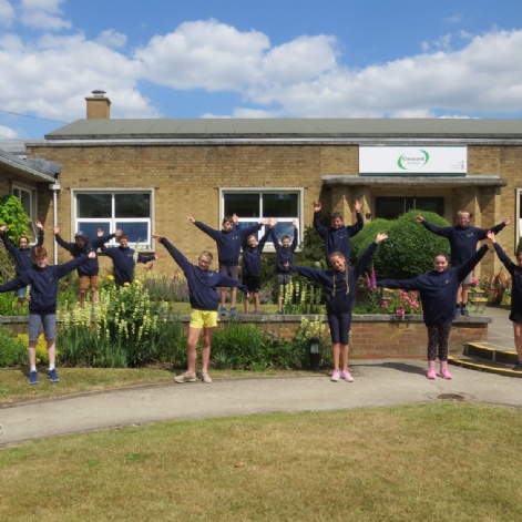 News » Year 6 Presented With Leavers Hoodies